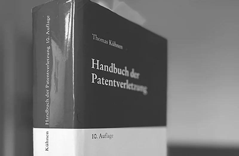 Handbuch der Patentverletzung in der Kanzleibibliothek – Patentanmeldung bei schutzrecht.de